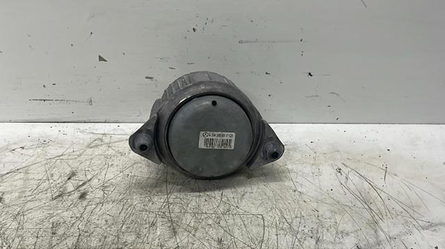 MERCEDES A2042400217 Левая подушка двигателя в наличии Украина