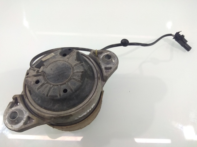 MERCEDES A2042403617 Подушка (опора) двигателя левая в наличии Павлоград