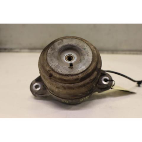 A2042403717 MERCEDES Правая подушка двигателя купить в Запорожье