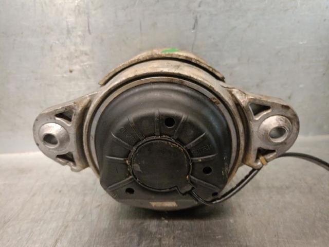 A2042403717 Правая подушка двигателя купить Харьков