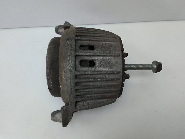 A2042404717 Правая подушка двигателя купить Запорожье