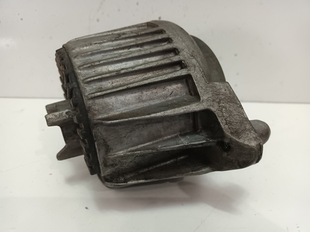 MERCEDES A2042404717Q1 в наличии Павлоград