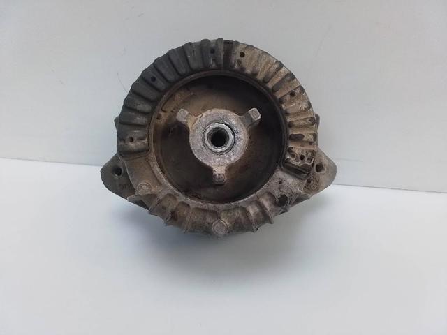 A2042404817 MERCEDES Левая подушка двигателя купить в Николаев