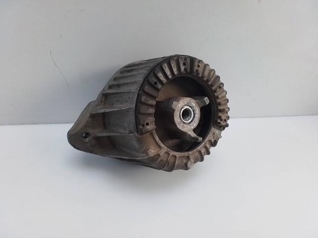 A2042404817 MERCEDES Подушка (опора) двигателя левая купить в Ужгород