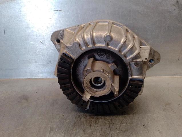 A2042406017 Левая/правая опора двигателя купить Чернигов