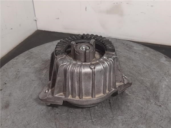 MERCEDES A2042406017 Подушка (опора) двигателя левая/правая в наличии Харьков