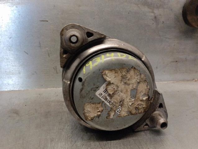 MERCEDES A2042406017 Подушка (опора) двигателя левая/правая в наличии Киев