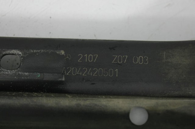 A2042420501 Балка крепления коробки передач купить Киев