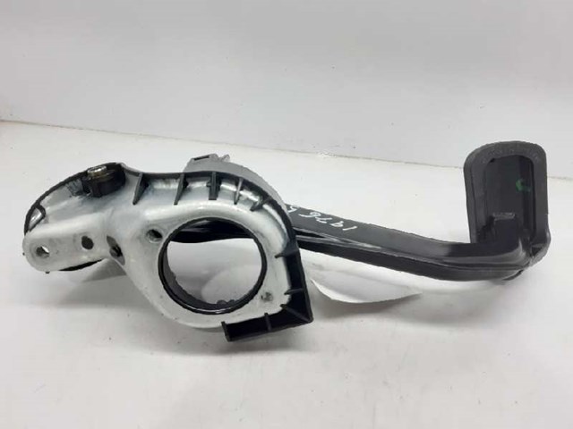 MERCEDES A2042902001 Педаль тормоза в наличии Кривой Рог