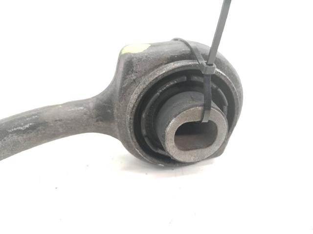 MERCEDES A2043302011 Рычаг передней подвески нижний правый в наличии Украина