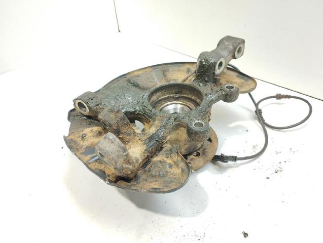 MERCEDES 2043323401 Цапфа (поворотный кулак) передний правый в наличии Киев