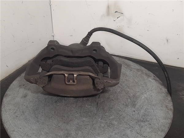 MERCEDES A2044213181 Суппорт тормозной передний левый в наличии Винница