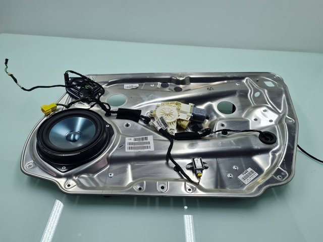 MERCEDES A2044400305 в наличии Львов
