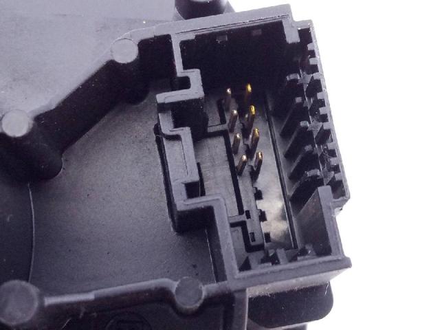 Comutador instalado na coluna da direção, montado Mercedes C W204