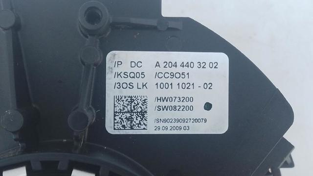 Comutador instalado na coluna da direção, montado Mercedes C W204