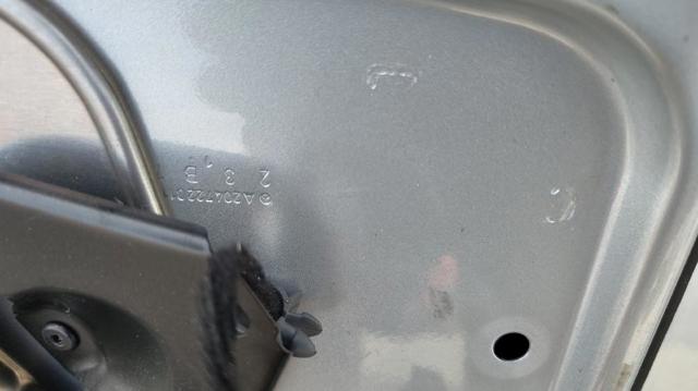 Porta dianteira esquerda A2047205900 MERCEDES