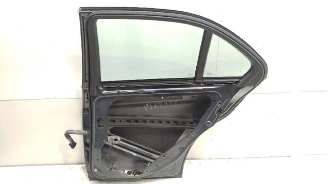 MERCEDES A2047302200 Дверь задняя правая в наличии Черкассы