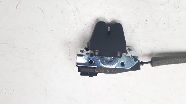 Fecho de tampa de porta-malas (de 3ª/5ª porta traseira) A2047500185 MERCEDES