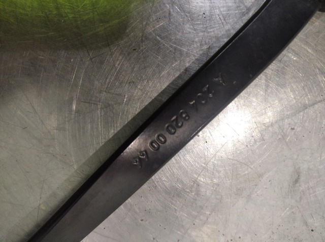 Braço de limpa-pára-brisas do pára-brisas Mercedes C W204