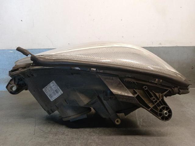 A2048208461 MERCEDES Правая фара купить в Черкассы
