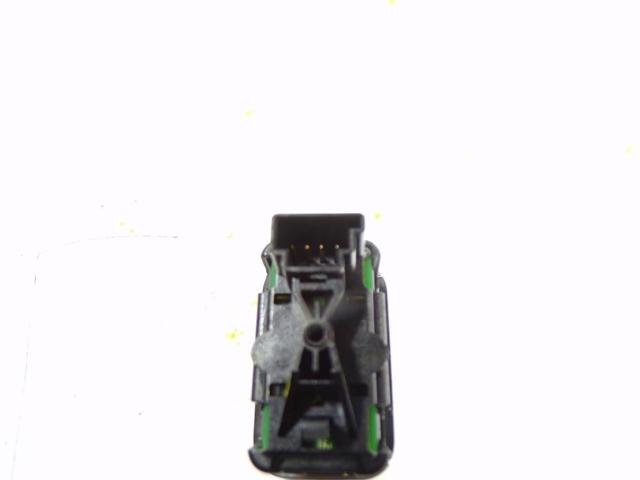 A20487073589107 MERCEDES Кнопочный блок управления стеклоподъемником передний правый купить в Черкассы