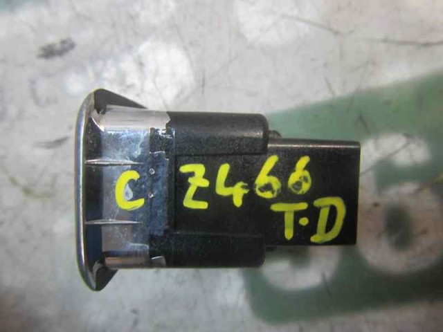 MERCEDES A20487073589107 Кнопочный блок управления стеклоподъемником передний правый в наличии Днепр
