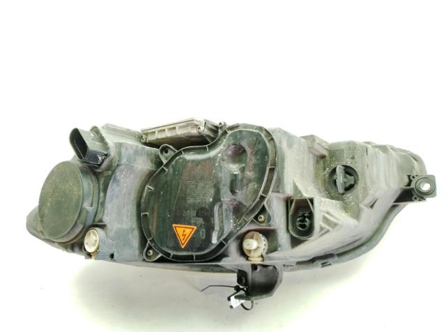 A2049065203 MERCEDES Фара правая купить в Ужгород