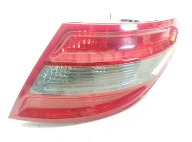 A2049068602 MERCEDES Фонарь задний правый купить в Запорожье