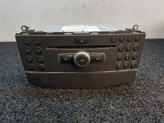 MERCEDES A2049069701 Магнитола в наличии Ужгород