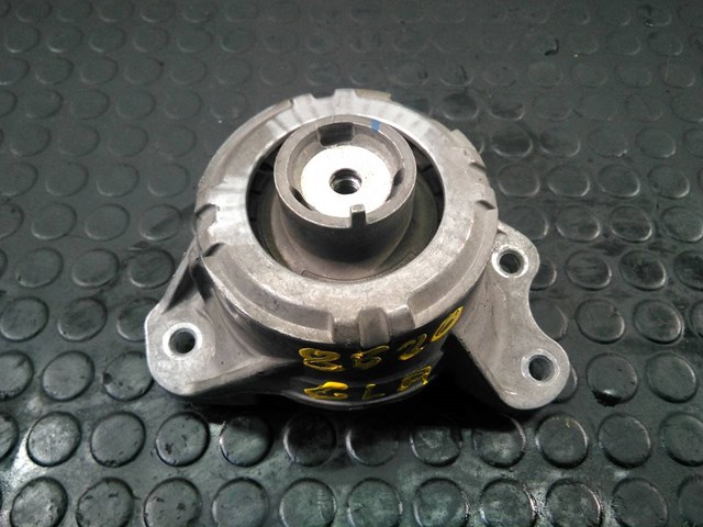 Coxim (suporte) direito de motor A2052407900 Mercedes