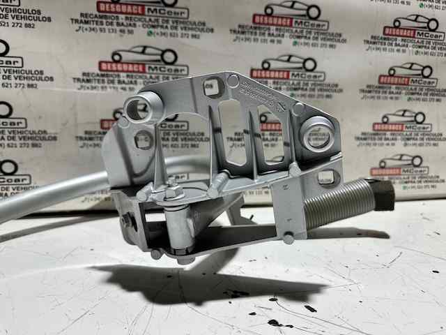 A2057501628 MERCEDES Петля крышки багажника купить в Ужгород