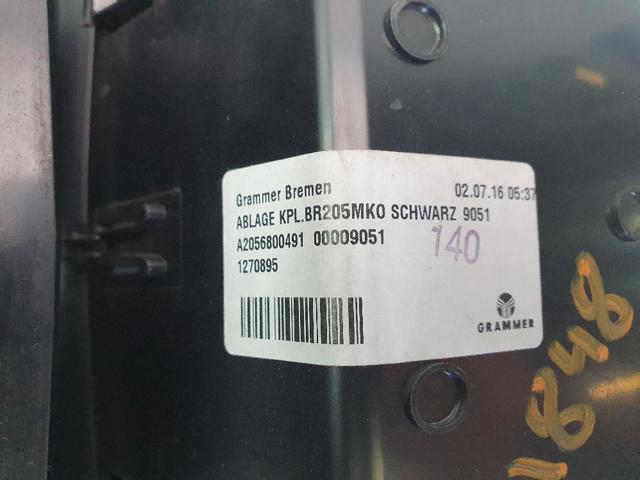 MERCEDES A2058300501 Решетка вентиляции салона в подлокотнике задняя в наличии Днепр