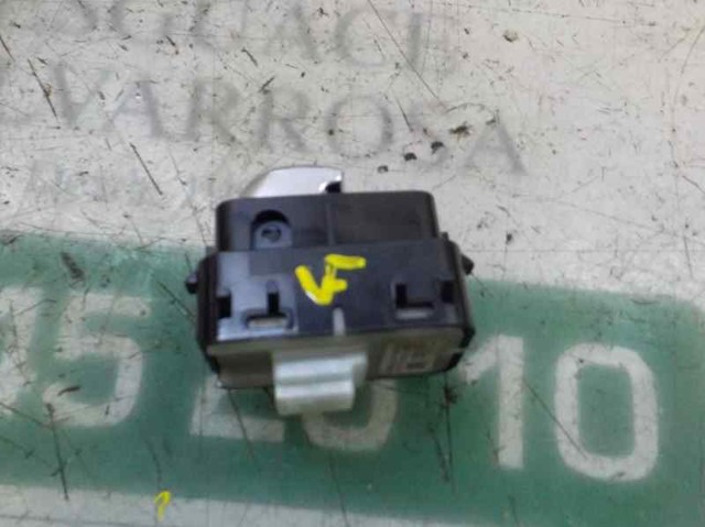 A20590515139051 Кнопочный блок управления стеклоподъемником передний правый купить Запорожье