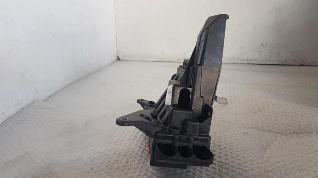 MERCEDES A2065409801 в наличии Ирпень