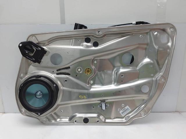 MERCEDES A2075451240 в наличии Ровно