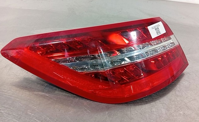 A2078200164 MERCEDES Фонарь задний левый внешний купить в Запорожье
