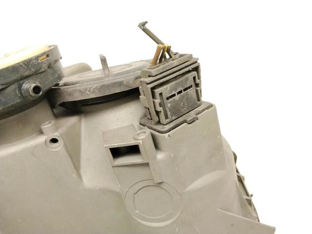 A2088200161 MERCEDES Левая фара купить в Ужгород