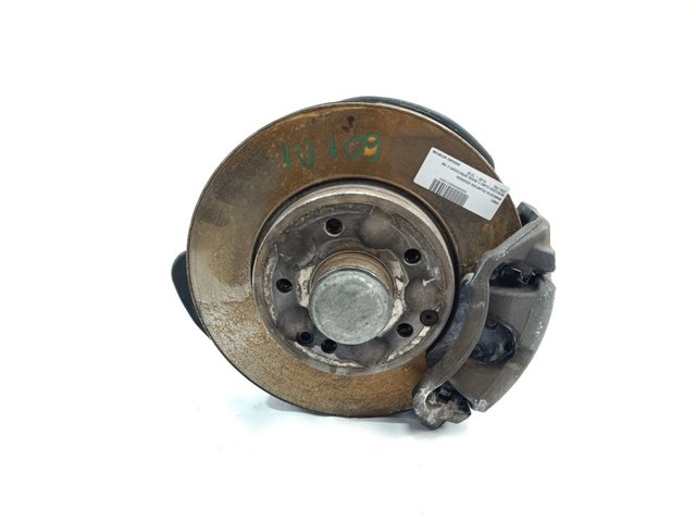 A2093320001 MERCEDES Цапфа передняя левая купить в Николаев