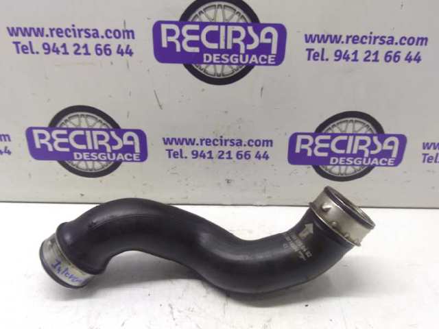 Mangueira (cano derivado) direita de intercooler A2095280482 Mercedes