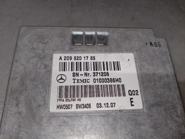 MERCEDES 2098201785 в наличии Киев