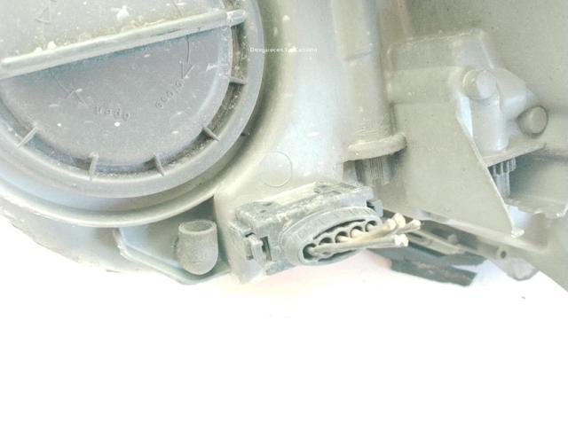 MERCEDES A209820256164 Фара левая в наличии Ужгород