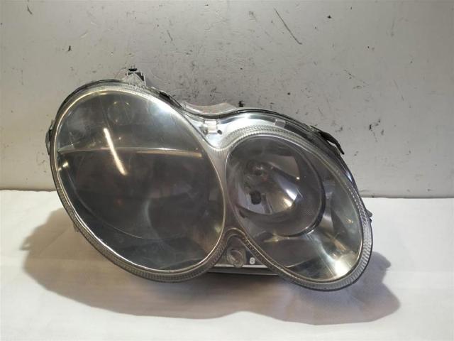 MERCEDES 2098202661 Фара правая в наличии Ровно