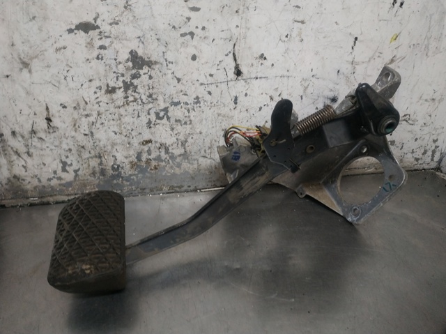 A2102900619 MERCEDES купить в Чернигов
