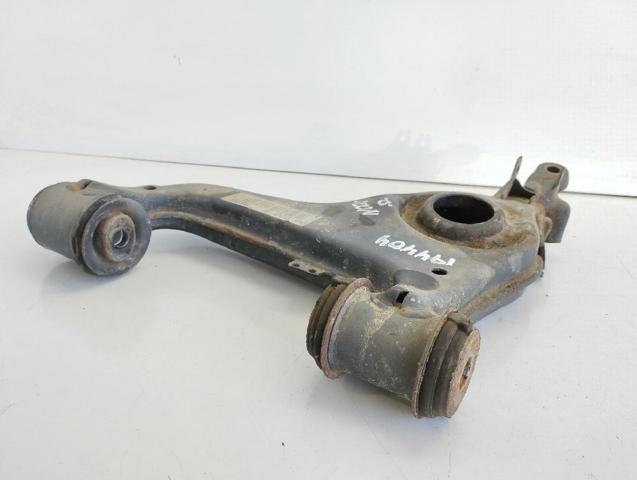 Braço oscilante inferior direito de suspensão dianteira A2103307707 MERCEDES