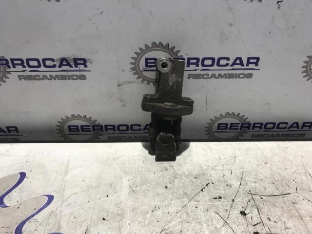 A2104600110 MERCEDES Кардан вала рулевой колонки нижний купить в Хмельницкий