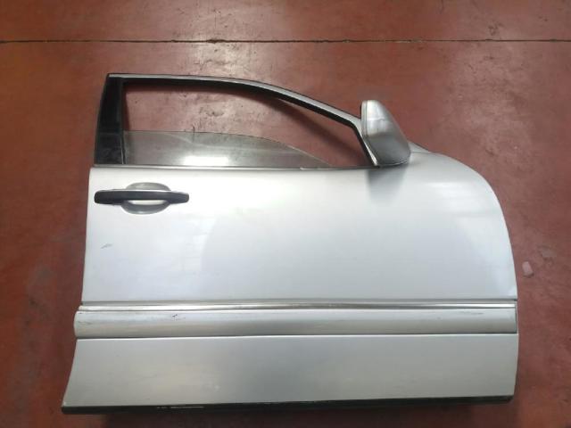 A2107200205 MERCEDES Дверь передняя правая купить в Киев