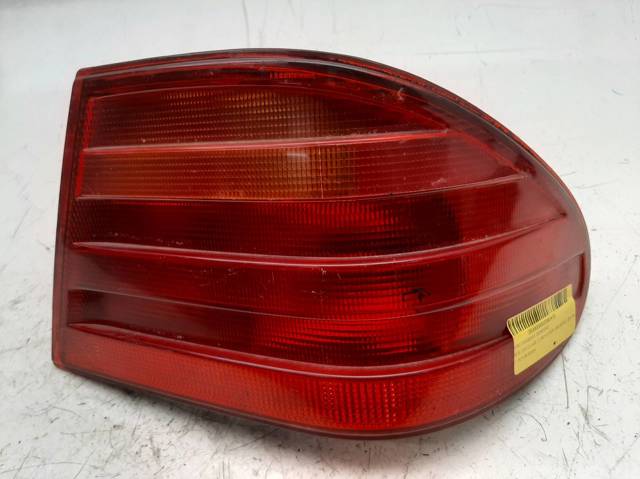 MERCEDES A2108200264 Фонарь задний правый внешний в наличии Житомир
