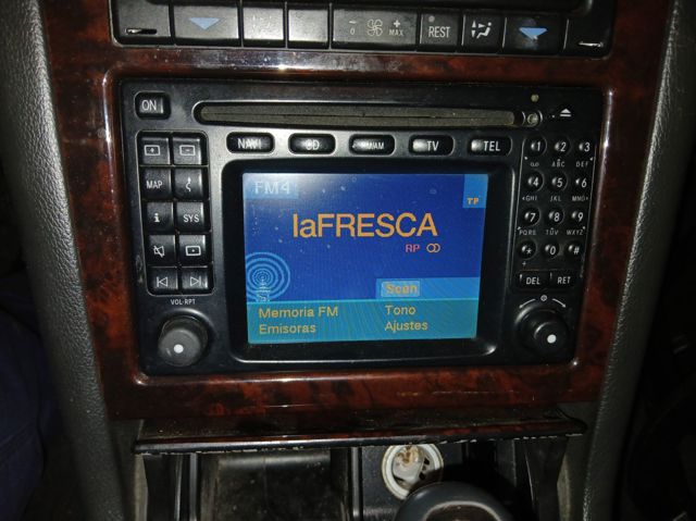 A210820548980 MERCEDES Магнитола (радио AM/FM) купить в Киев