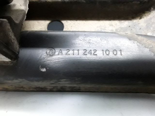 MERCEDES A2112421001 Балка крепления коробки передач в наличии Чернигов