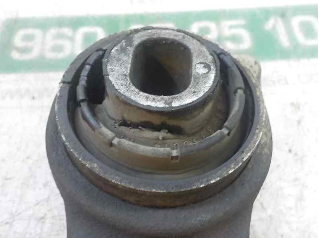 MERCEDES A2113309207 Рычаг передней подвески нижний правый в наличии Черкассы
